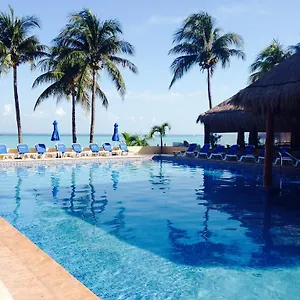 Nautibeach Front In North Mexico
